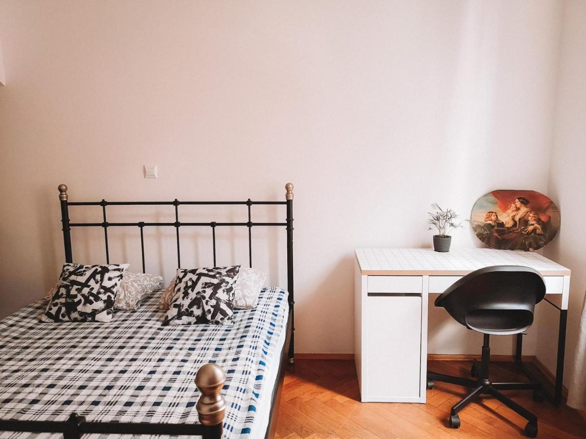 Batorego Apartment Краків Екстер'єр фото